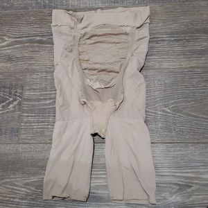 Spanx maternity shaper size A.